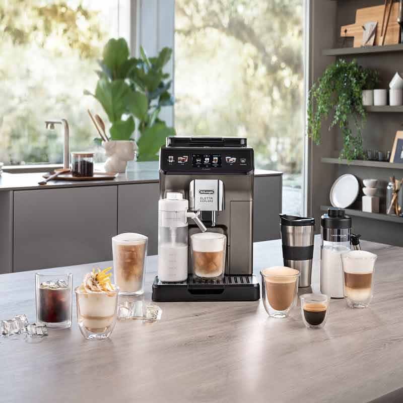 DeLonghi ECAM Cafetera automática compacta con suporte para tazas