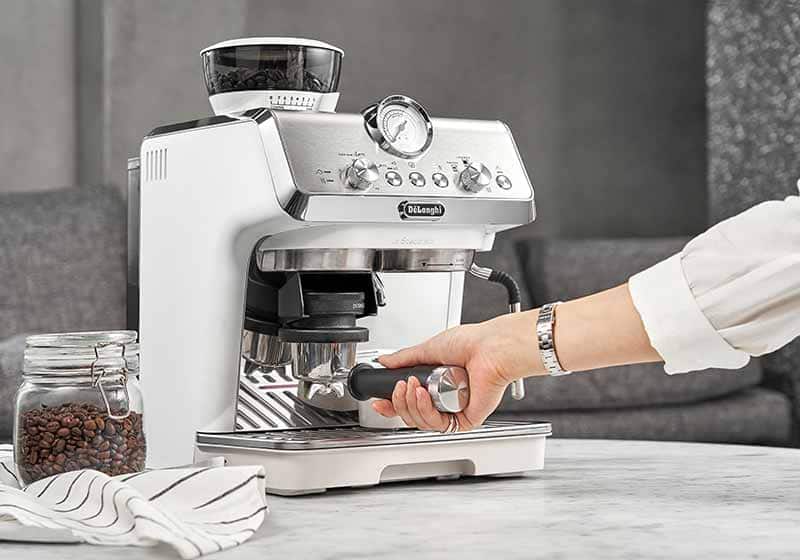Cafetera espresso manual La Specialista Arte EC9155.W